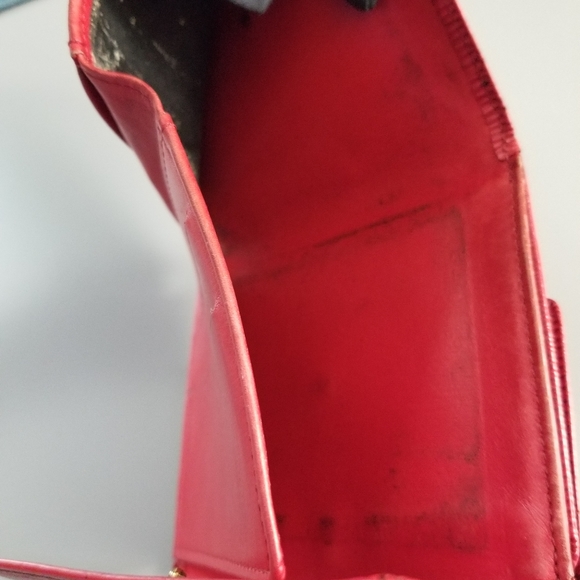 LOUIS VUITTON Red Epi Portefeuille tresor wallet - Picture 7 of 16